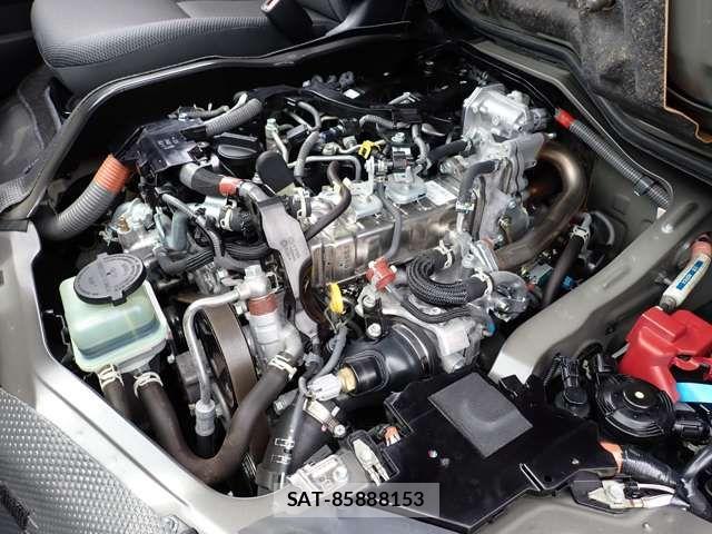 Toyota HIACE VAN 2023-09 8073950-29