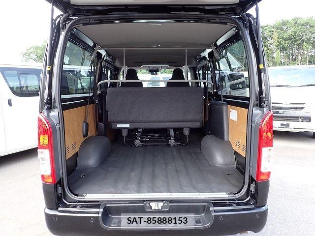 Toyota HIACE VAN 2023-09 8073950-5