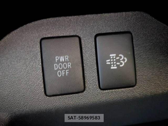 Toyota HIACE VAN 2023-09 8073948-10