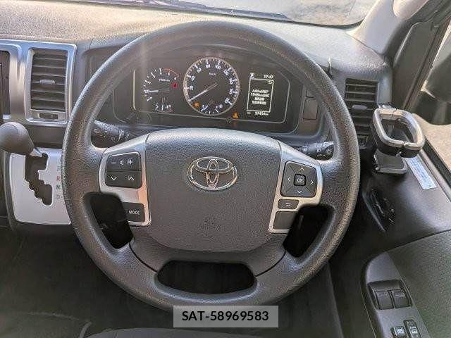 Toyota HIACE VAN 2023-09 8073948-14