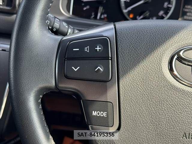 Toyota HIACE VAN 2025-05 8073940-25