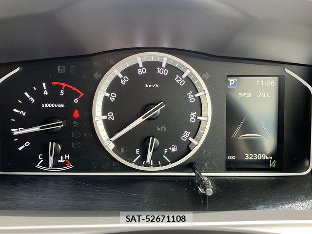Toyota HIACE VAN 2021-06 8073938-15