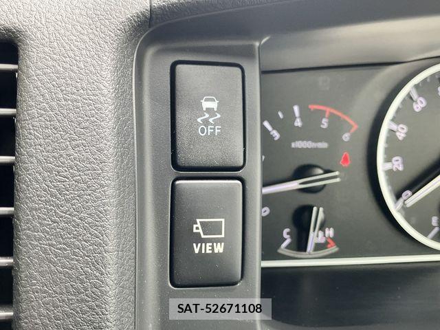 Toyota HIACE VAN 2021-06 8073938-16
