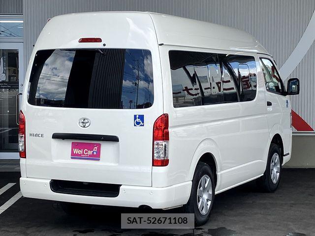 Toyota HIACE VAN 2021-06 8073938-6
