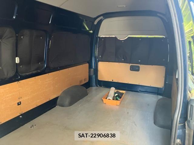 Toyota HIACE VAN 2019-12 8099505-13