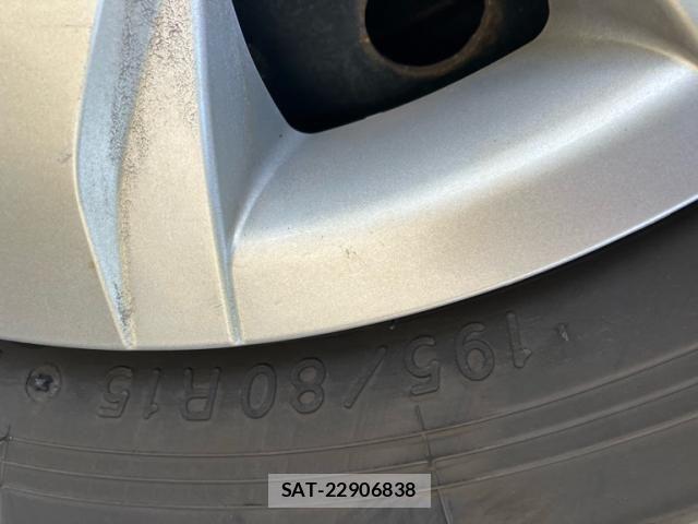 Toyota HIACE VAN 2019-12 8099505-29