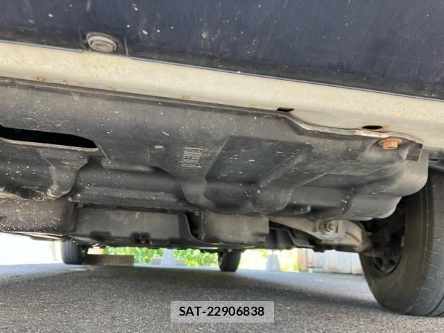 Toyota HIACE VAN 2019-12 8099505-7