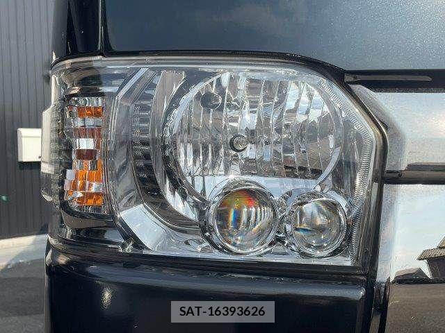 Toyota HIACE VAN 2018-02 8099502-22
