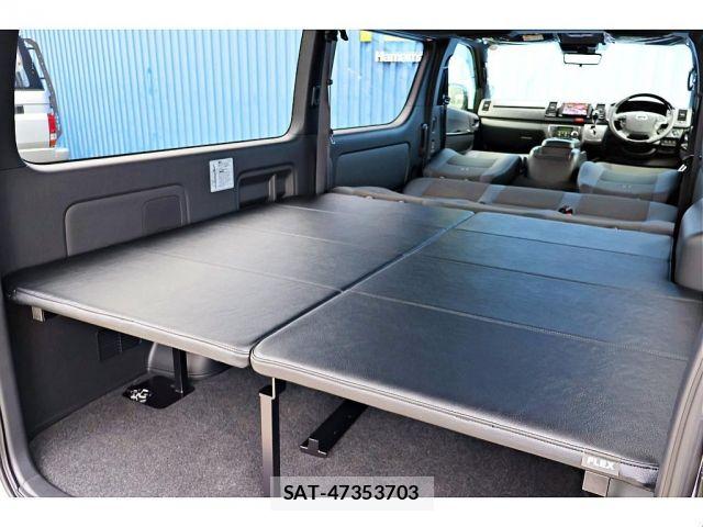 Toyota HIACE VAN 2025-01 8099468-2