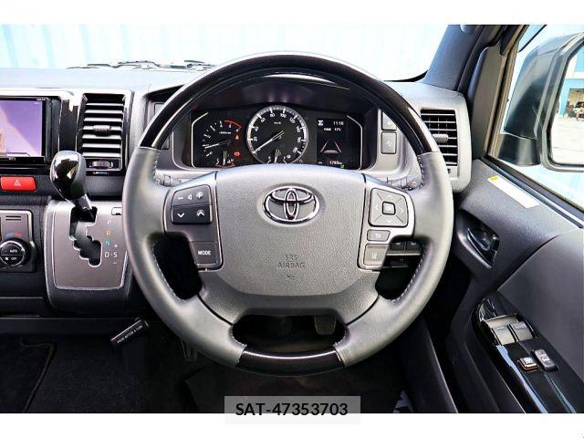 Toyota HIACE VAN 2025-01 8099468-6