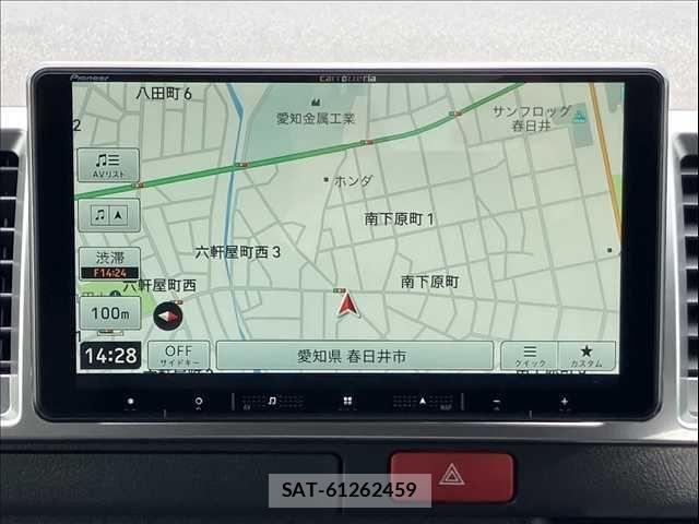 Toyota HIACE VAN 2024-06 8099471-15