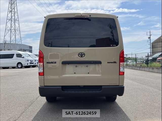 Toyota HIACE VAN 2024-06 8099471-5