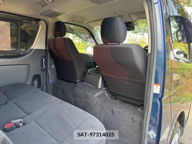 Toyota HIACE VAN 2018-01 8099497-14