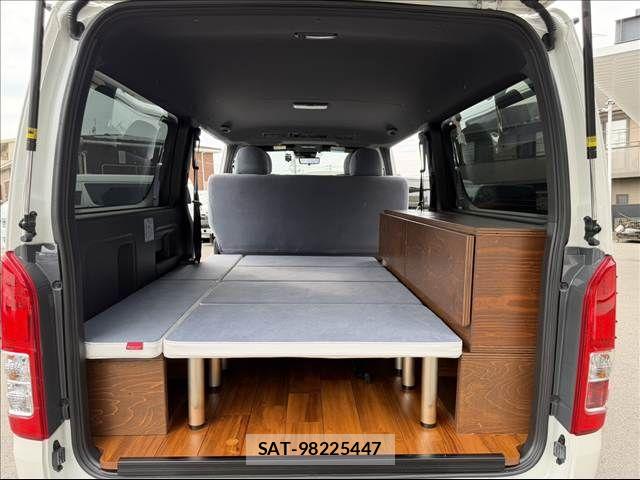 Toyota HIACE VAN 2021-01 8099473-19