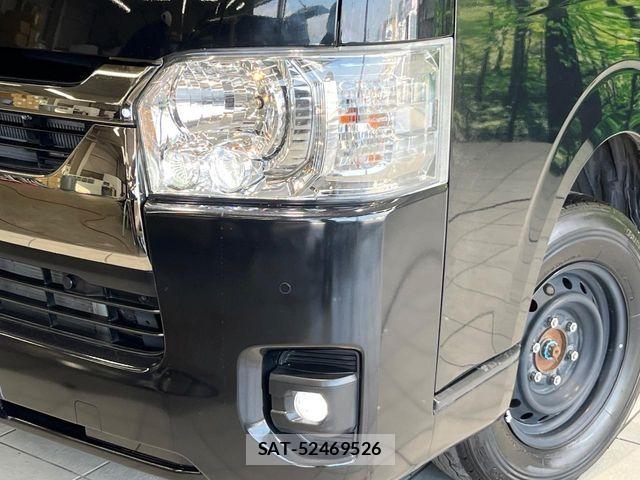 Toyota HIACE VAN 2023-02 8099475-12