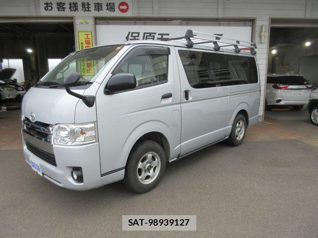 Toyota HIACE VAN 2020-04 8099501-0