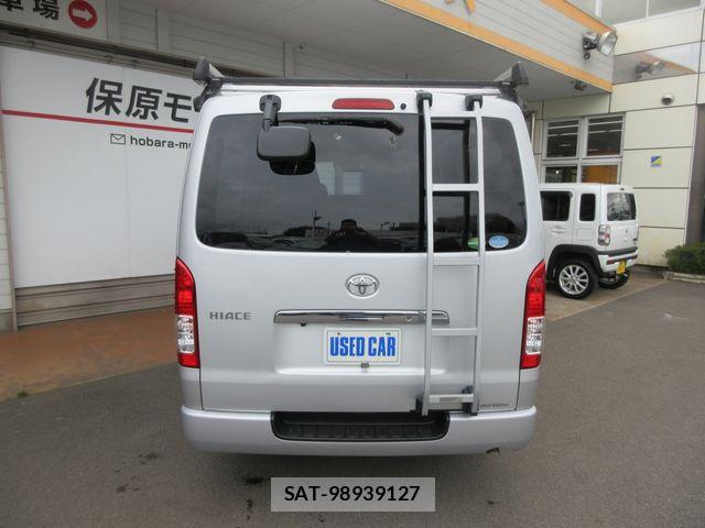 Toyota HIACE VAN 2020-04 8099501-14