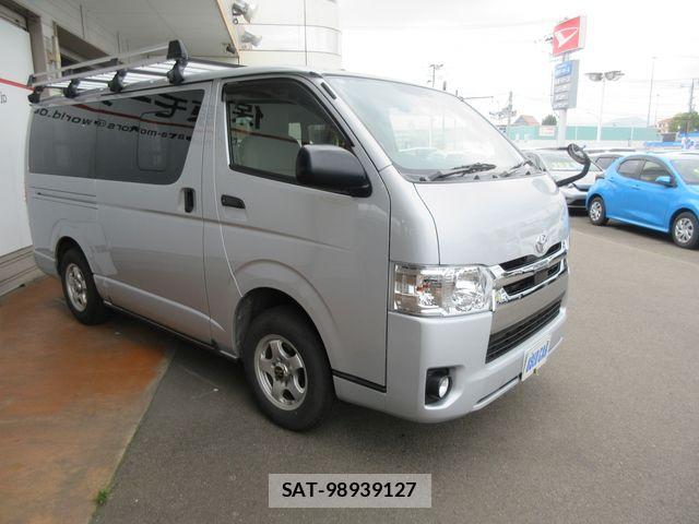 Toyota HIACE VAN 2020-04 8099501-2