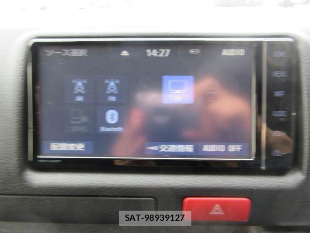Toyota HIACE VAN 2020-04 8099501-5