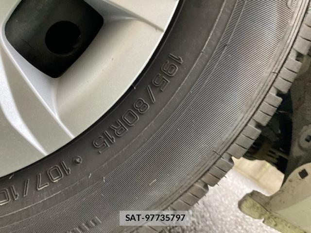 Toyota HIACE VAN 2021-01 8099503-19