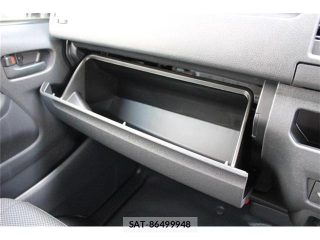 Toyota HIACE VAN 2025-04 8099493-21