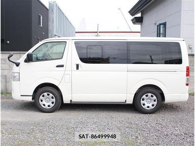 Toyota HIACE VAN 2025-04 8099493-7