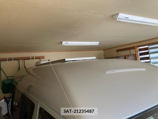 Toyota HIACE VAN 2013-06 8099504-3