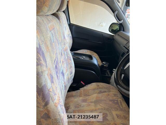 Toyota HIACE VAN 2013-06 8099504-8