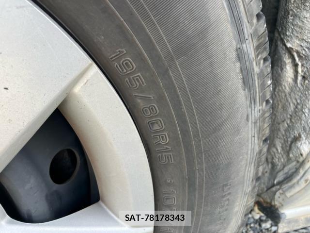 Toyota HIACE VAN 2016-07 8099507-9