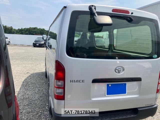 Toyota HIACE VAN 2016-07 8099507-2
