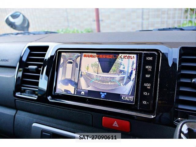 Toyota HIACE VAN 2025-03 8099470-9
