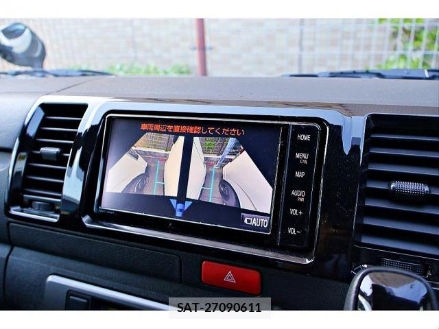 Toyota HIACE VAN 2025-03 8099470-10