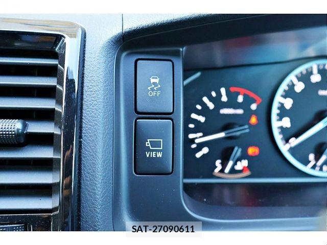 Toyota HIACE VAN 2025-03 8099470-13
