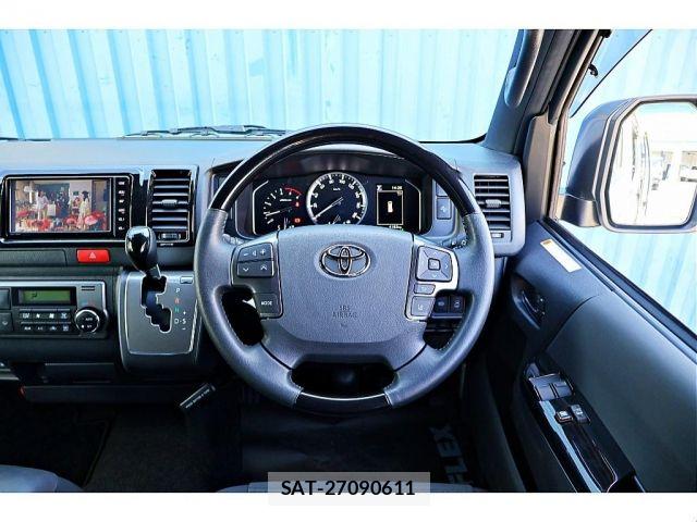 Toyota HIACE VAN 2025-03 8099470-6