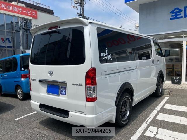 Toyota HIACE VAN 2021-03 8099494-2