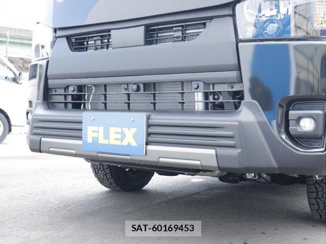 Toyota HIACE VAN 2026-01 8099467-9