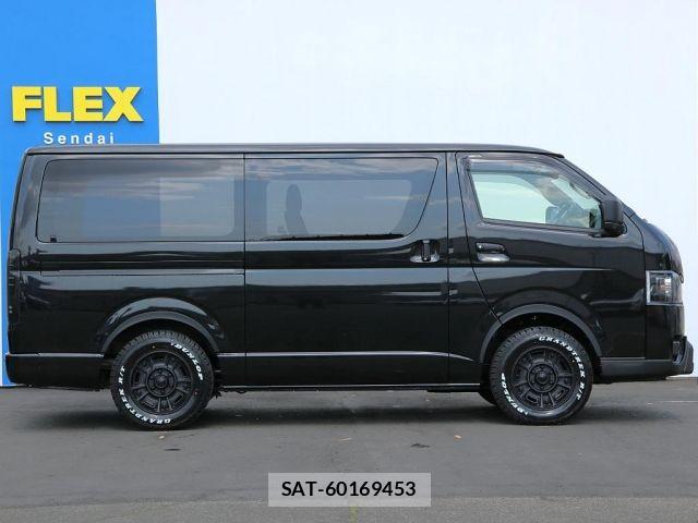 Toyota HIACE VAN 2026-01 8099467-5