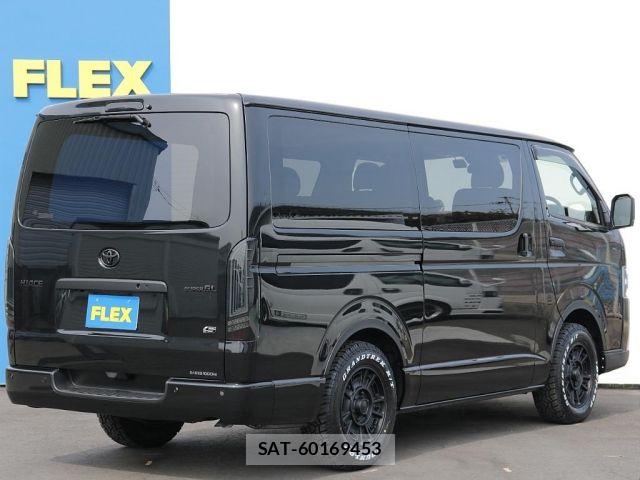 Toyota HIACE VAN 2026-01 8099467-6