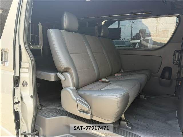 Toyota HIACE VAN 2023-01 8099474-9