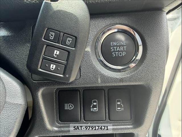 Toyota HIACE VAN 2023-01 8099474-18
