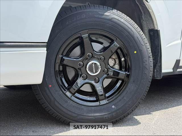 Toyota HIACE VAN 2023-01 8099474-5
