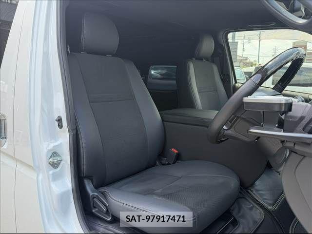 Toyota HIACE VAN 2023-01 8099474-8