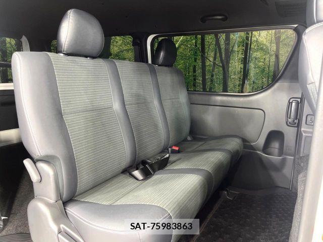 Toyota HIACE VAN 2025-07 8099472-9