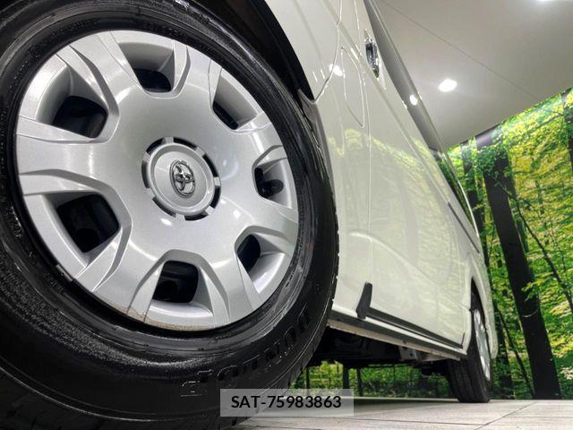 Toyota HIACE VAN 2025-07 8099472-13