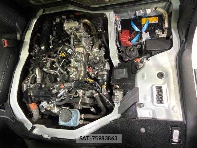 Toyota HIACE VAN 2025-07 8099472-18