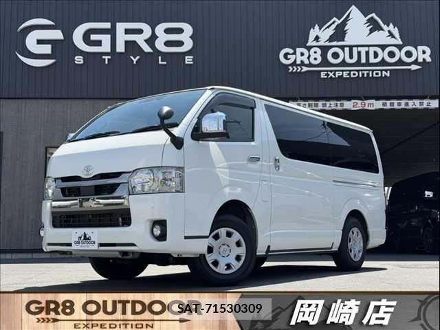 Toyota HIACE VAN 2022-03 8099496-0