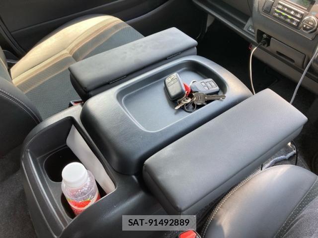 Toyota HIACE VAN 2021-09 8099495-21