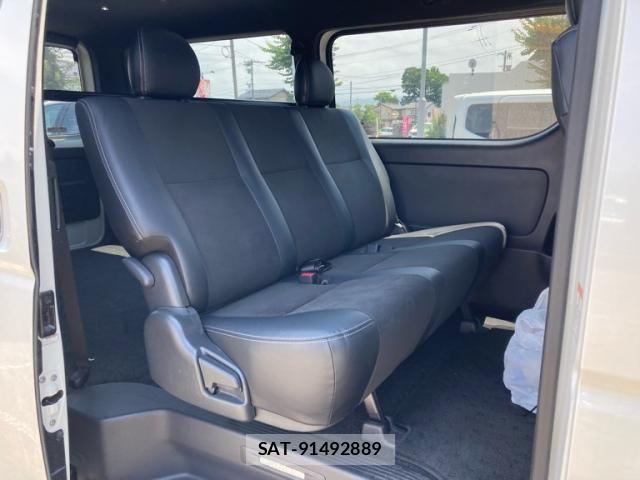 Toyota HIACE VAN 2021-09 8099495-23