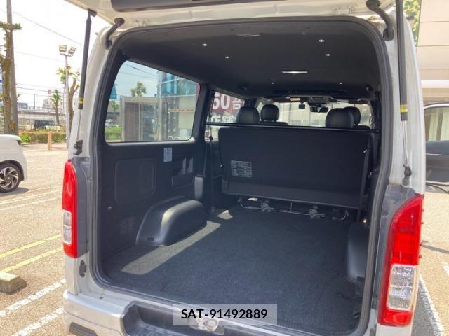 Toyota HIACE VAN 2021-09 8099495-26