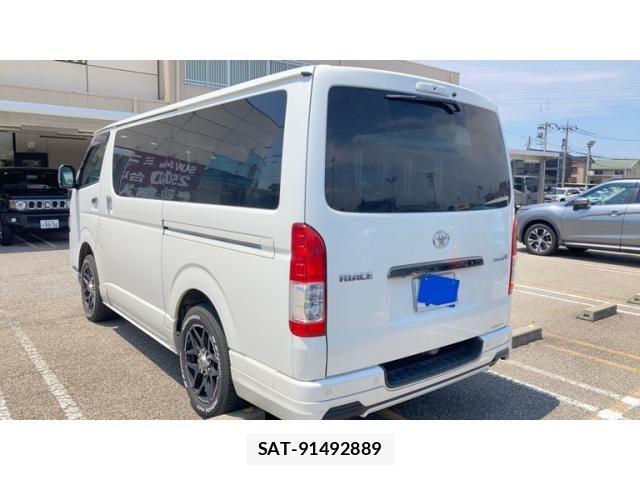 Toyota HIACE VAN 2021-09 8099495-4